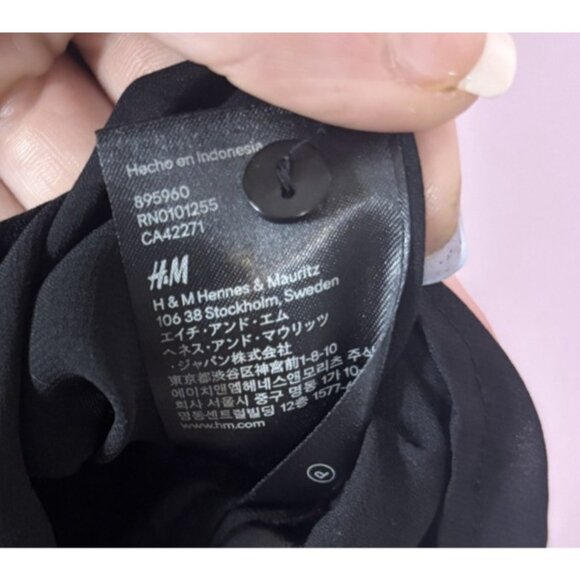 H&M BLACK ORANGE SHEER FLORAL 100% POLYESTER SLEEVELESS SHIRT TANK BLOUSE TOP 8 - Picture 10 of 12